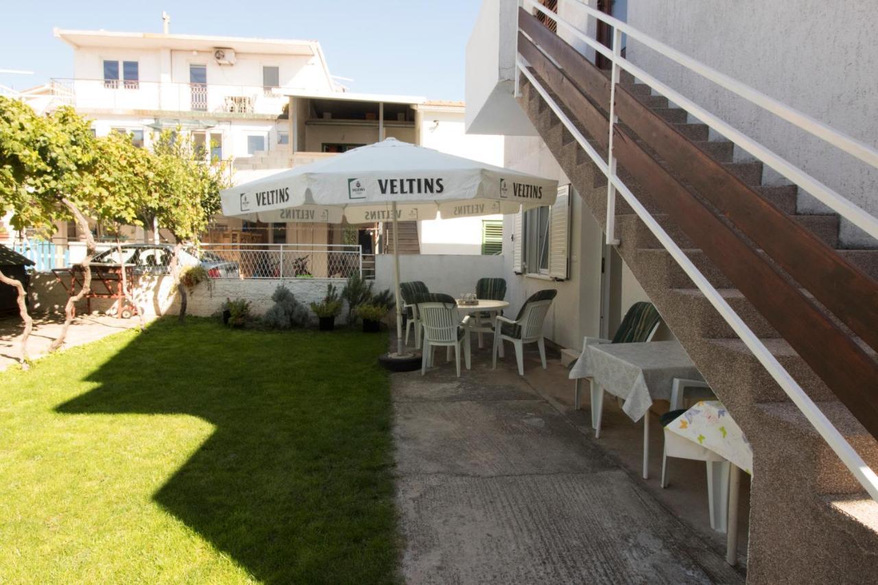 Apartmani Ana Juricev Vodice Exterior foto