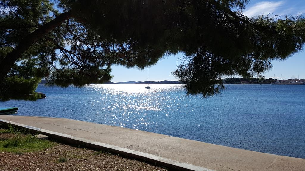 Apartmani Ana Juricev Vodice Exterior foto