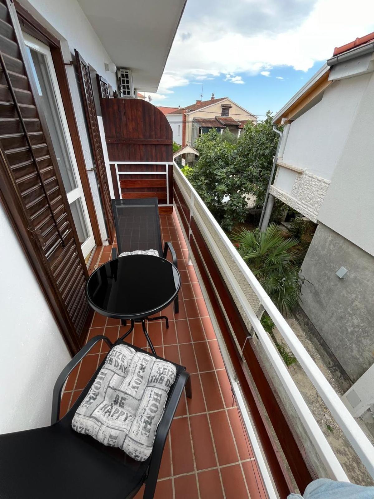 Apartmani Ana Juricev Vodice Exterior foto